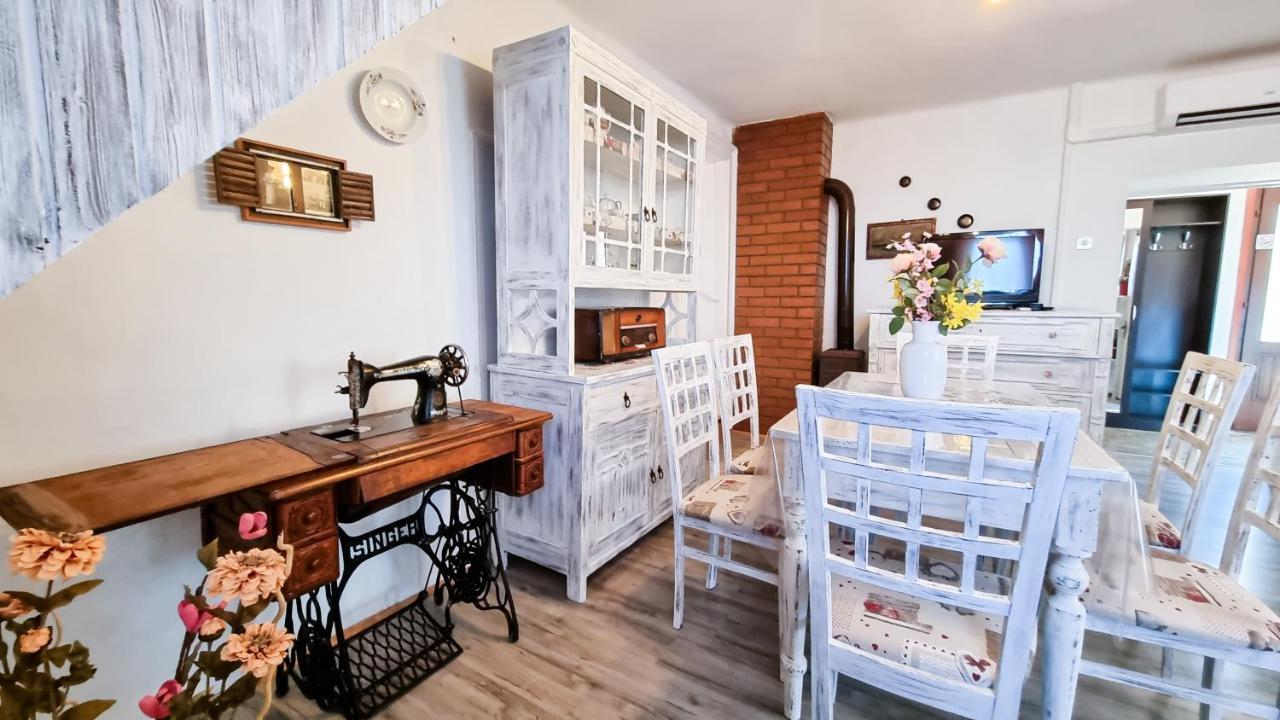 Captain'S House - Kamenjari, Plomin Villa Zagorje ภายนอก รูปภาพ